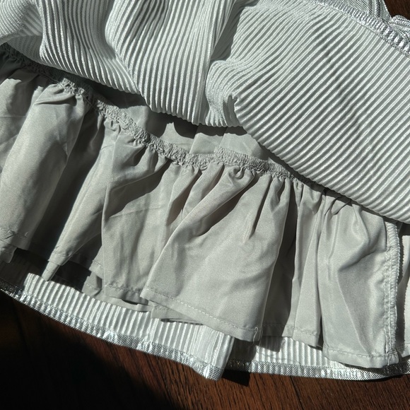 Tahari Matching Skirt/Top Outfit 4T - Picture 7 of 10